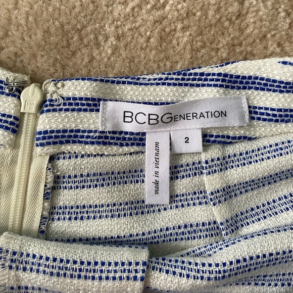 BCBGeneration Pleated Skort - Picture 4 of 5